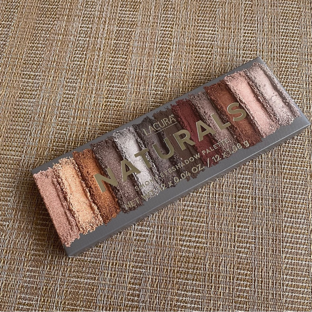 Lacura Naturals Smoky Eyeshadow Palette